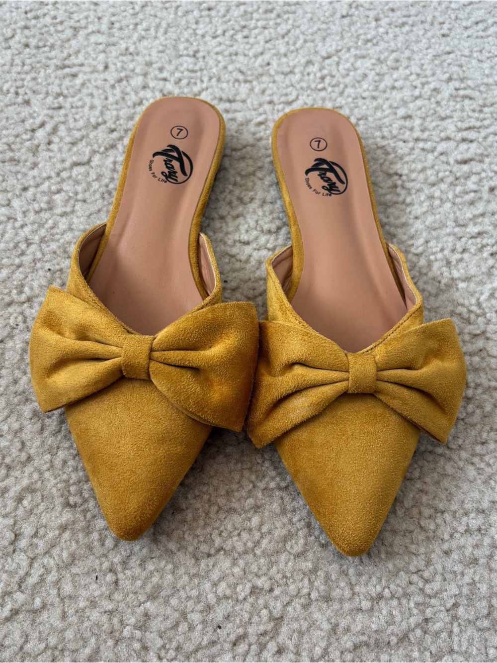 Trary Women's Mustard Bow Pointed-Toe Slip-On Flats Size 7